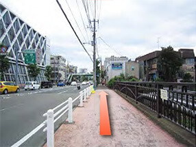 鎌倉街道を上大岡方向へ